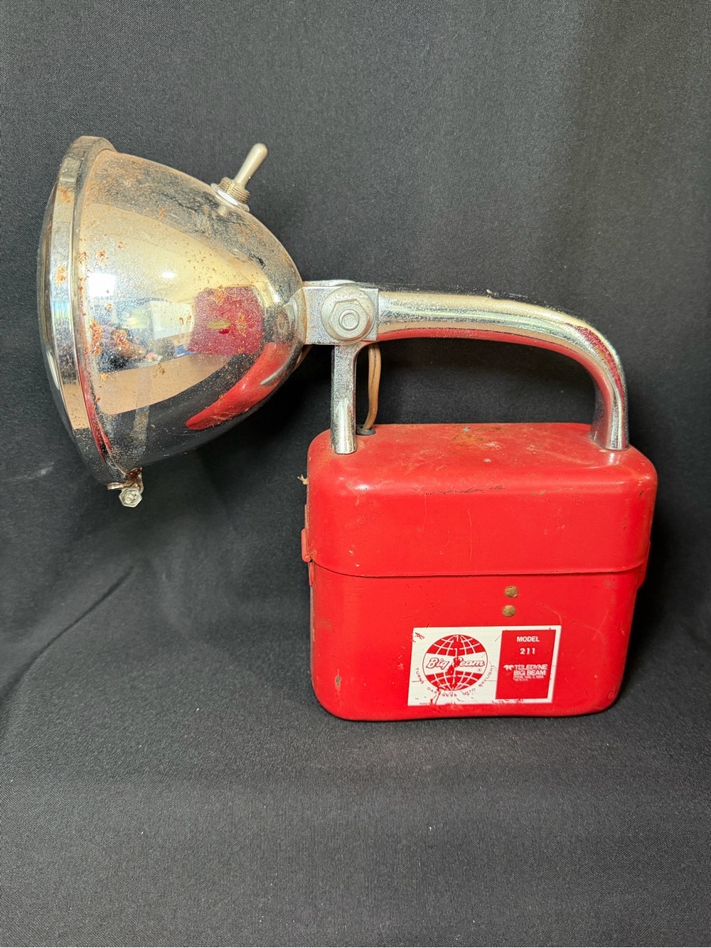 Vintage Flashlight U-C Lite Big Beam No. 211 Industrial-Grade Railroad Mining